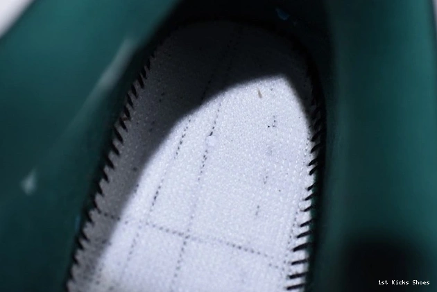 1st Kicks Shoes GUCC NRG NewStyle Air Green-Varsity 4 1055 Gorge AQ3816- Red Jordan Black 1109